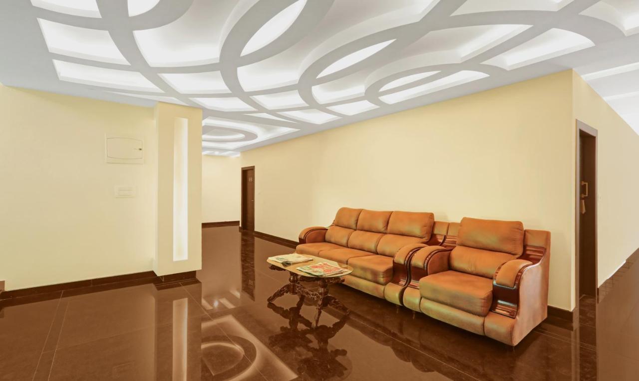 Hotel Treebo Doha King Madikeri Esterno foto