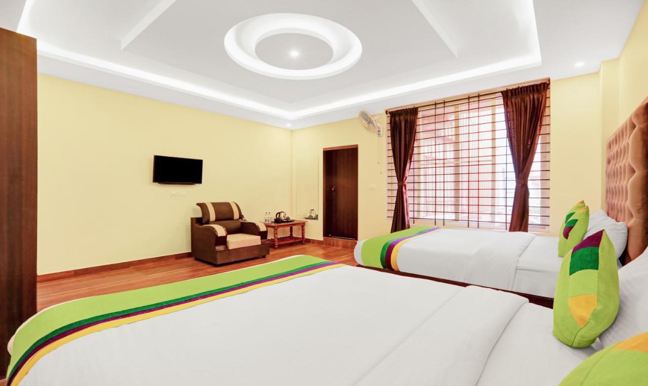 Hotel Treebo Doha King Madikeri Esterno foto