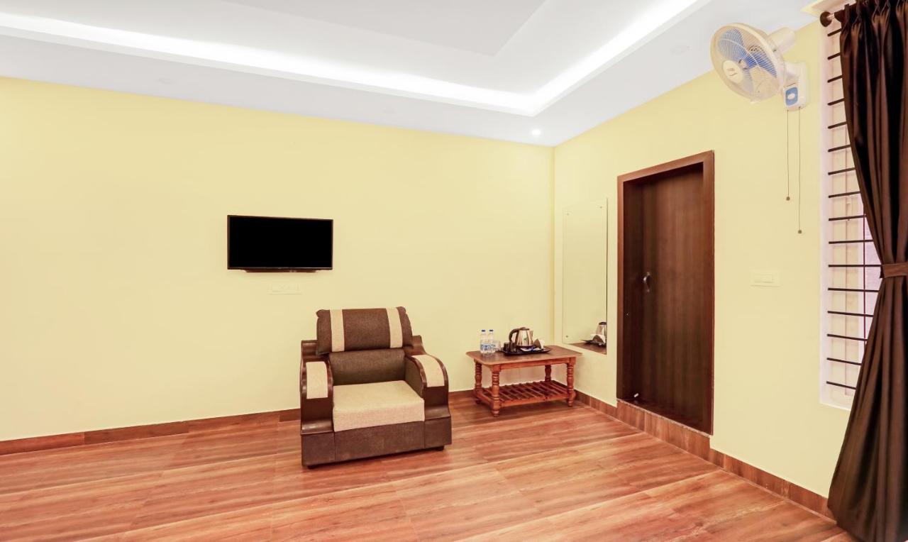 Hotel Treebo Doha King Madikeri Esterno foto